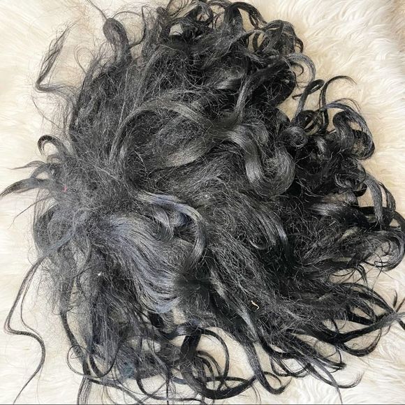 Black Wig Theater Dress Up Halloween Pink Bow - Picture 4 of 4